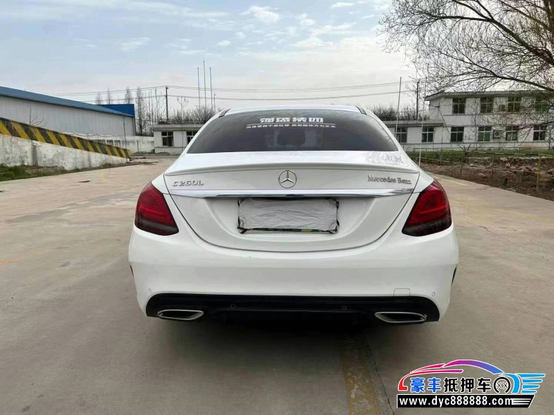 21年奔驰C轿车抵押车出售