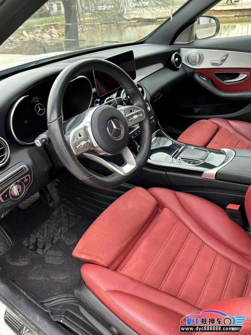 21年奔驰C轿车抵押车出售