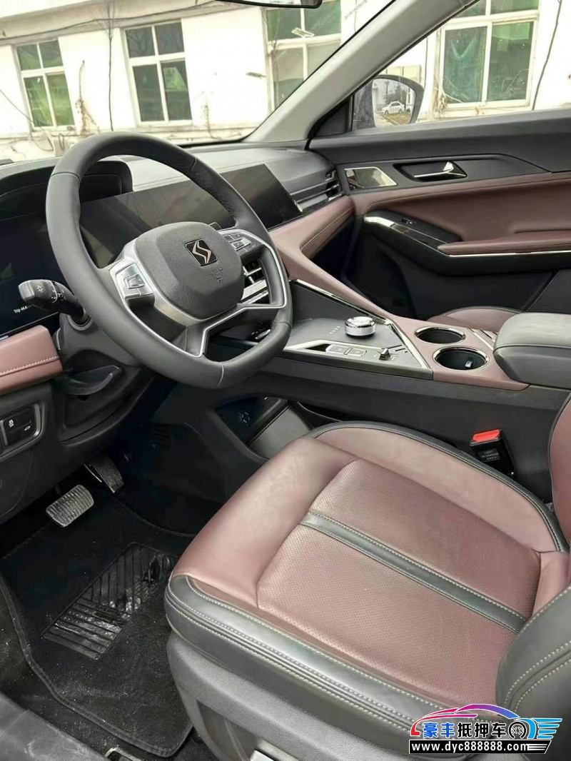 23年江淮思皓X8轿车抵押车出售