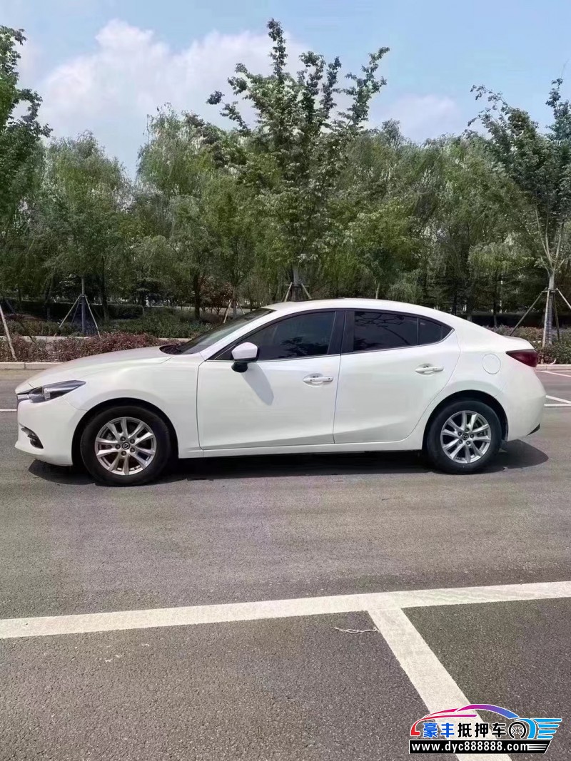 20年马自达昂克赛拉轿车抵押车出售