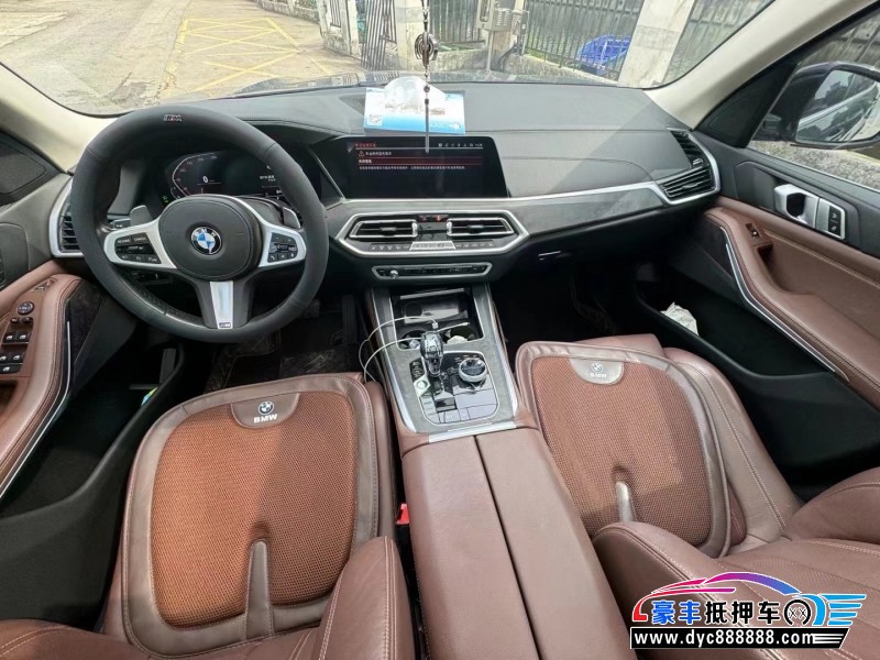 19年宝马X5轿车抵押车出售