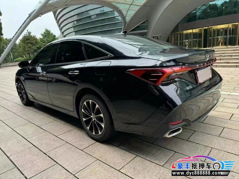 22年丰田亚洲龙轿车抵押车出售