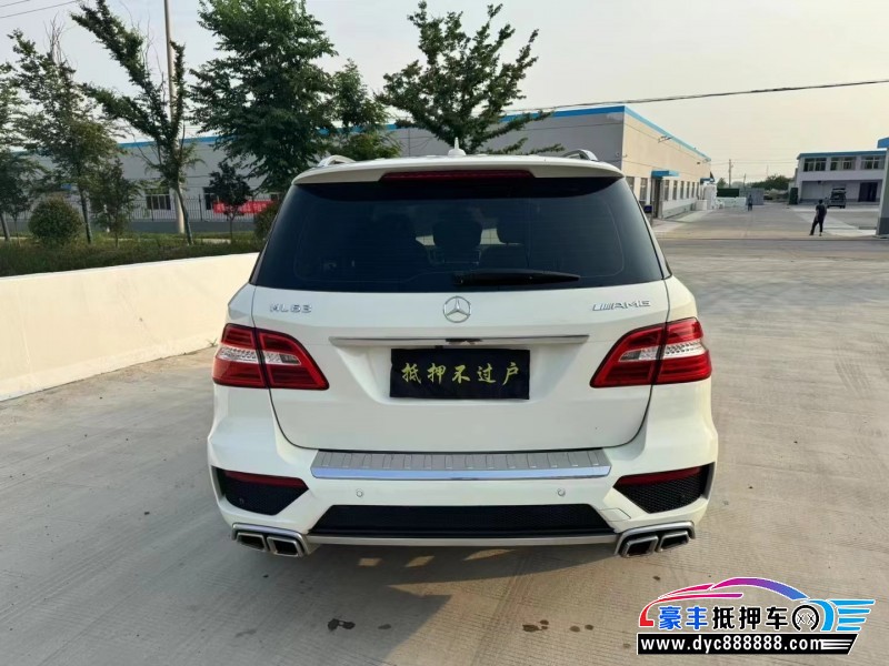 13年奔驰ML轿车抵押车出售