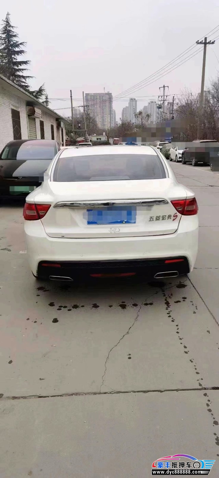 17年吉利博瑞轿车抵押车出售