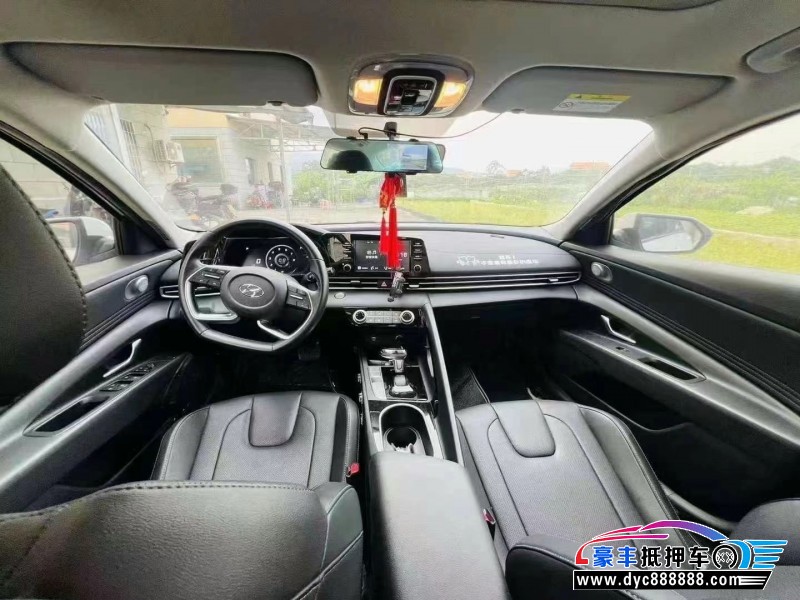 21年现代伊兰特轿车抵押车出售