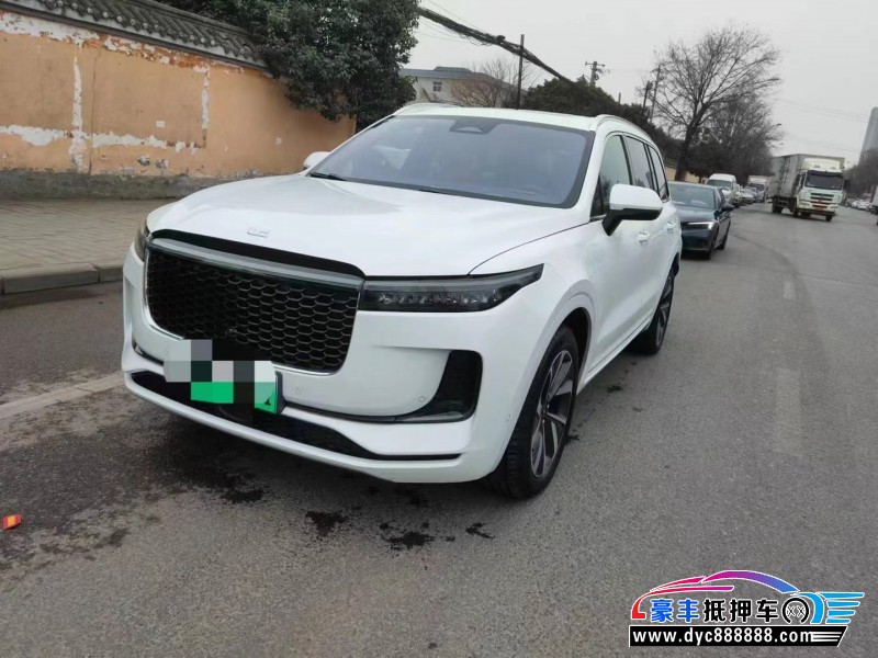 22年理想ONE轿车抵押车出售