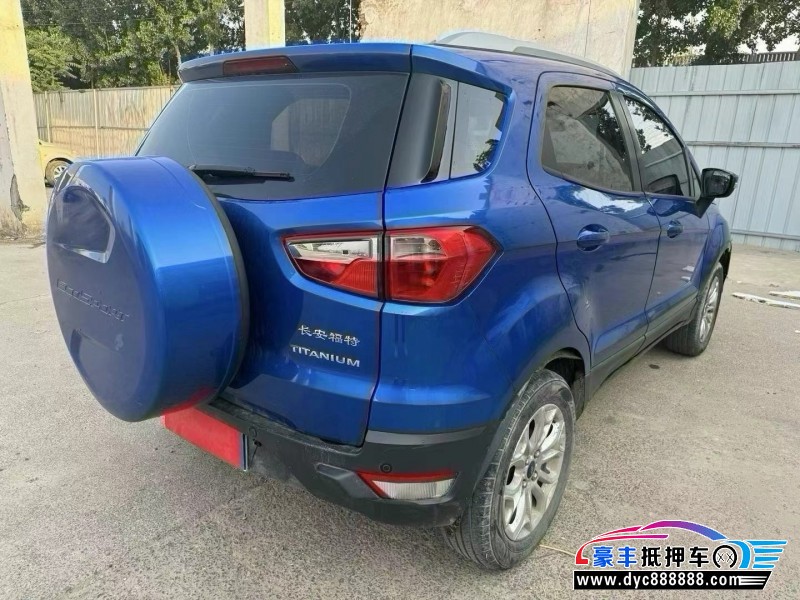 14年福特翼搏轿车抵押车出售