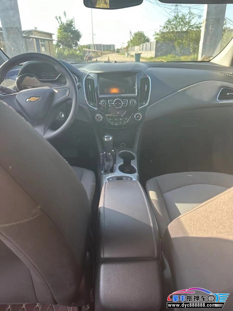17年雪佛兰科鲁兹轿车抵押车出售