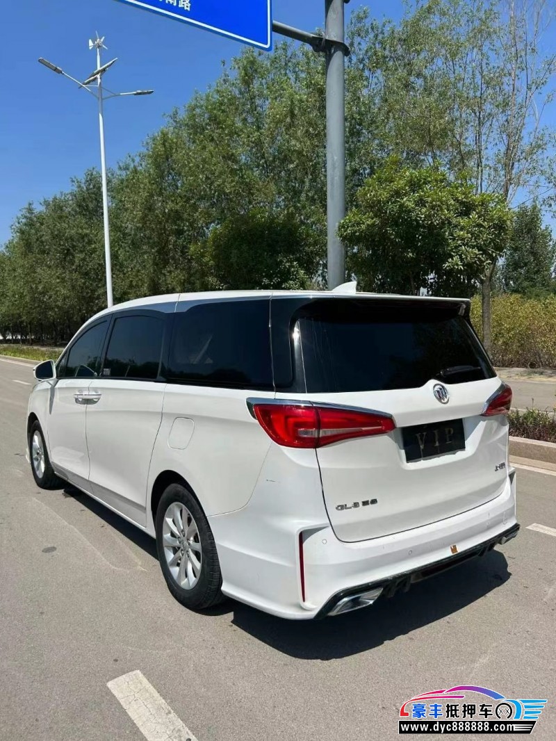 20年别克GL8轿车抵押车出售