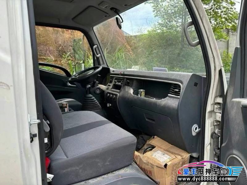 22年江淮帅铃轿车抵押车出售