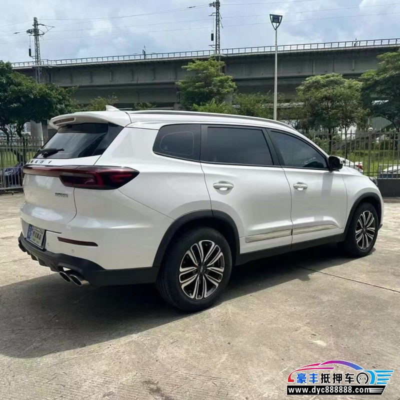 23年奇瑞瑞虎8轿车抵押车出售