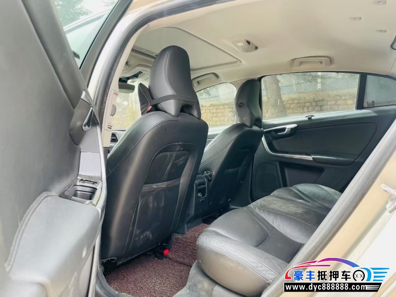 14年沃尔沃S60L轿车抵押车出售
