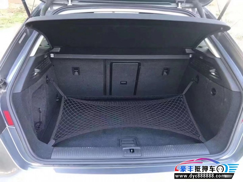 15年奥迪A3轿车抵押车出售