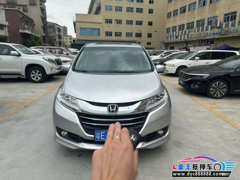 16年本田奥德赛轿车抵押车出售