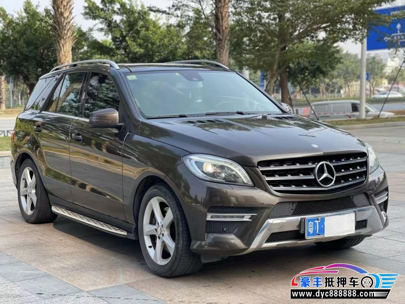 15年奔驰ML轿车抵押车出售