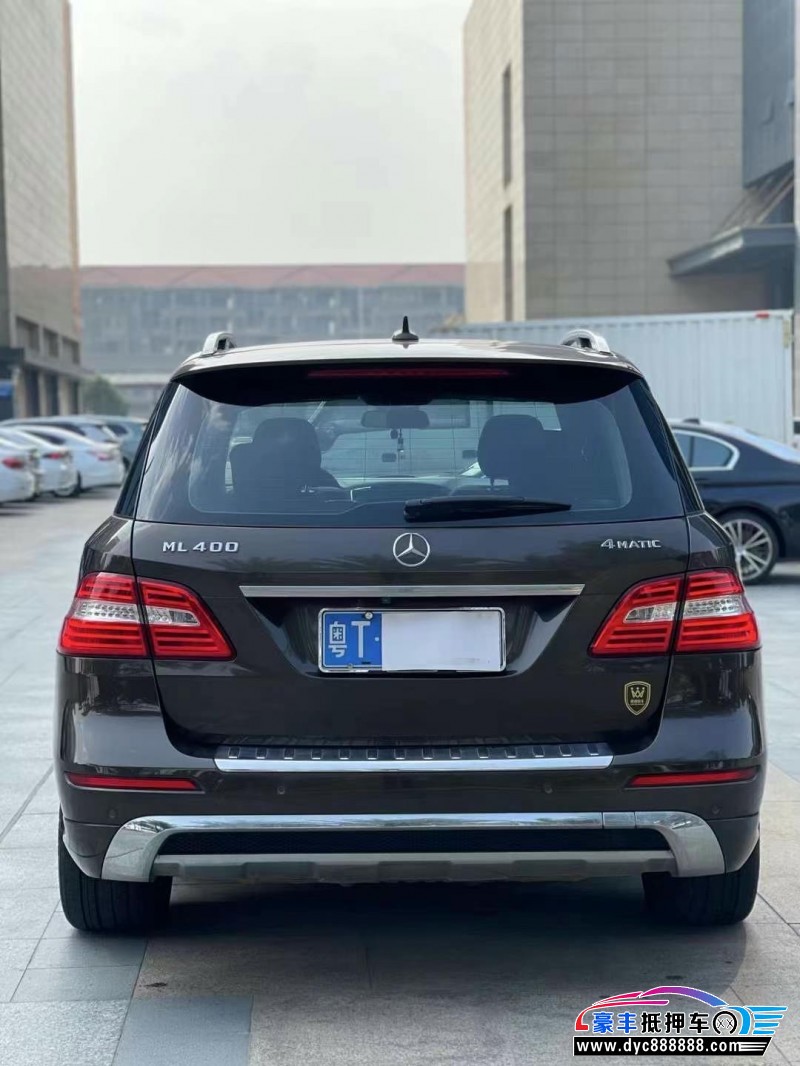 15年奔驰ML轿车抵押车出售