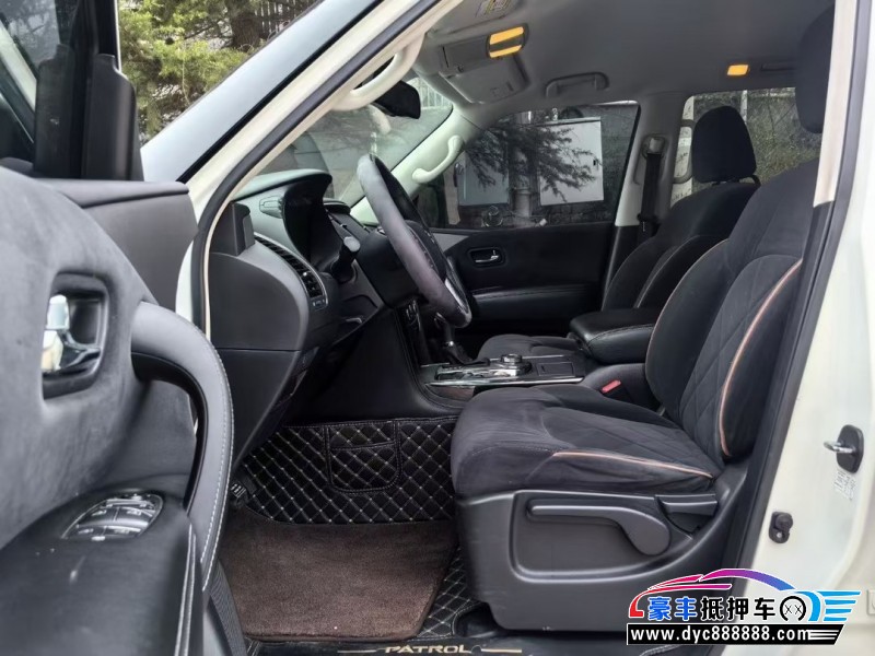 18年日产途乐轿车抵押车出售