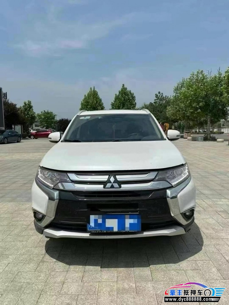 18年三菱欧蓝德轿车抵押车出售