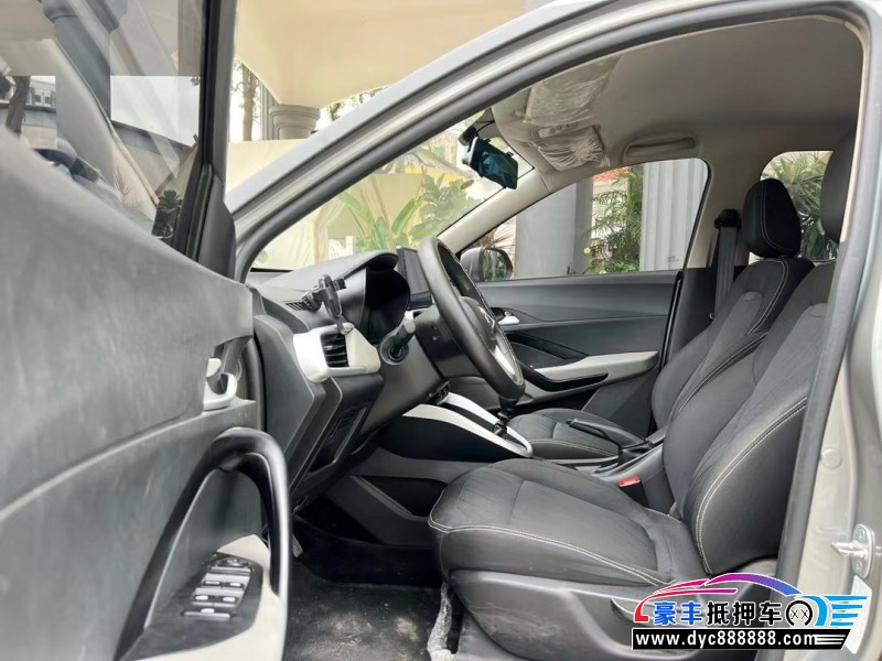 21年宝骏510轿车抵押车出售