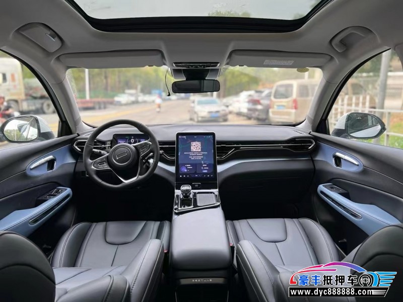 24年奔腾T90轿车抵押车出售