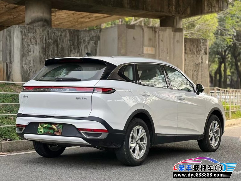 24年奔腾T90轿车抵押车出售