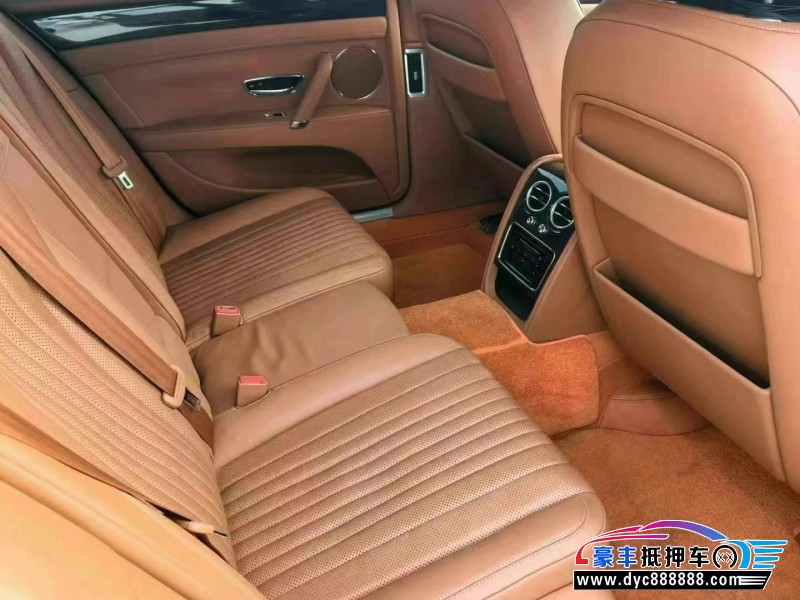 18年宾利飞驰轿车抵押车出售