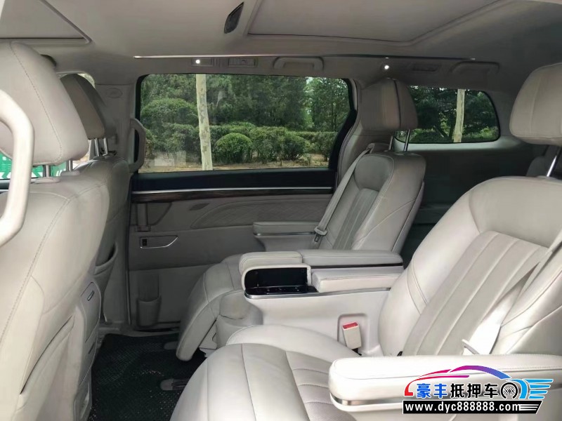 18年传祺M8轿车抵押车出售