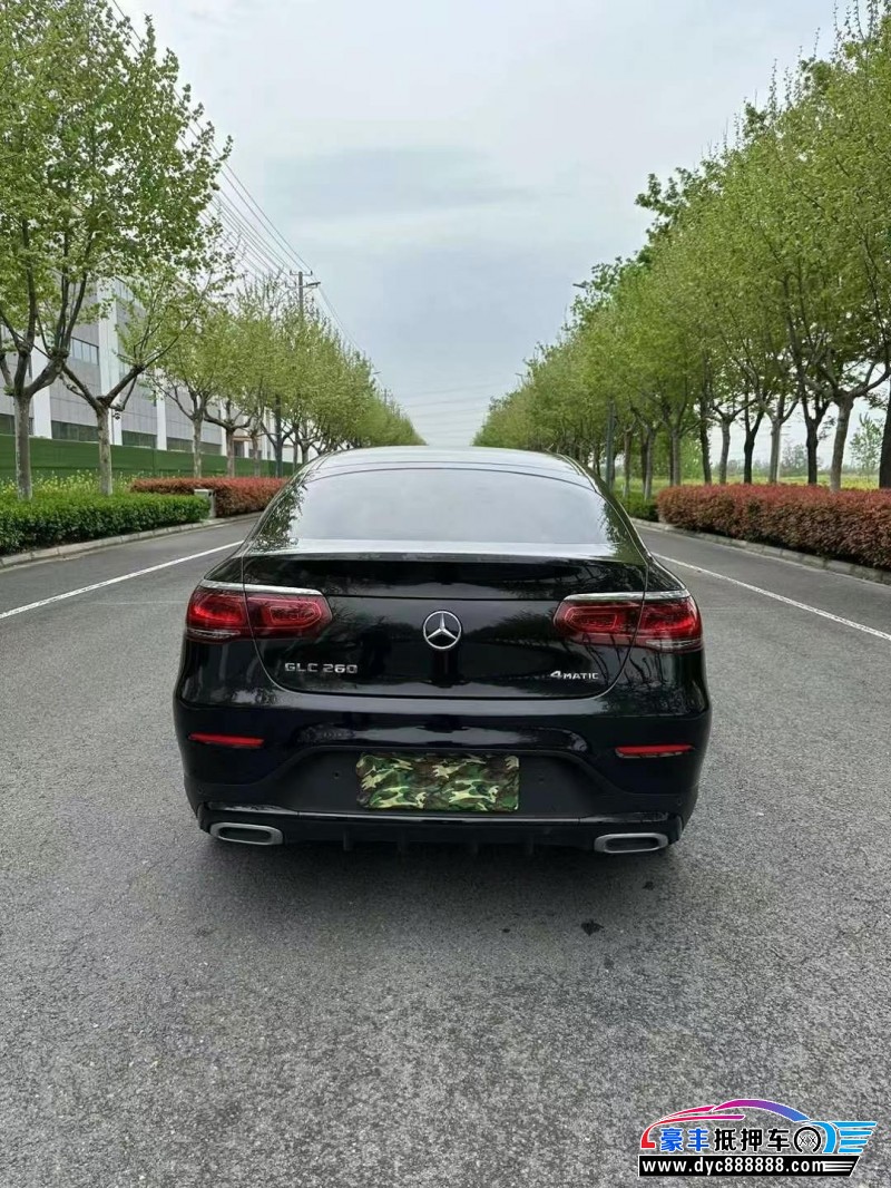 21年奔驰GLC轿车抵押车出售