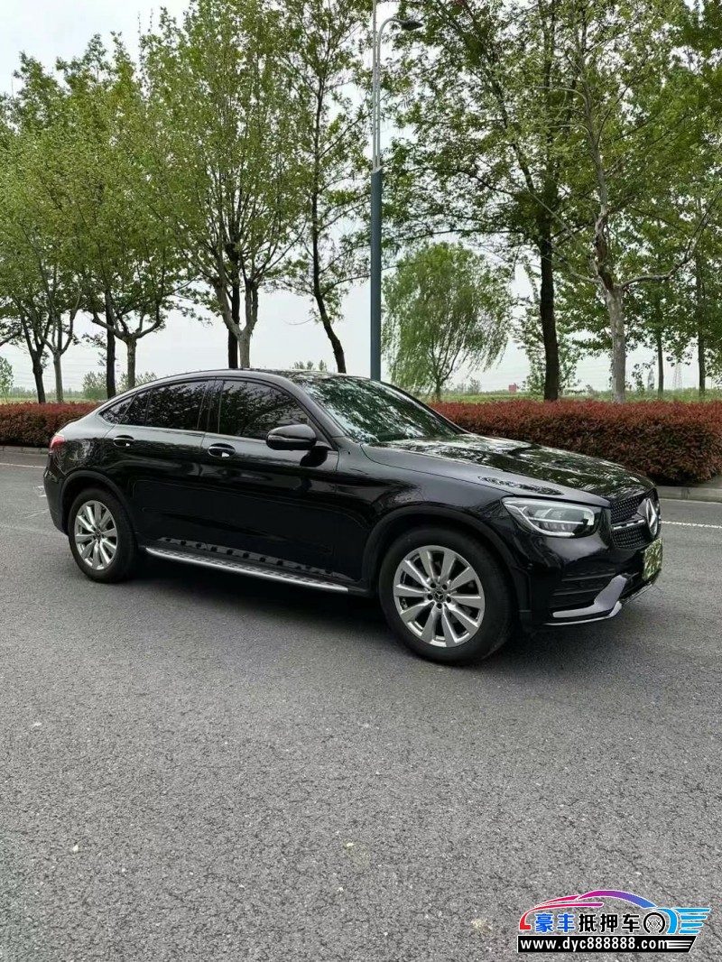 21年奔驰GLC轿车抵押车出售