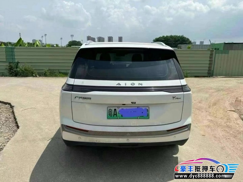 23年埃安Y70轿车抵押车出售