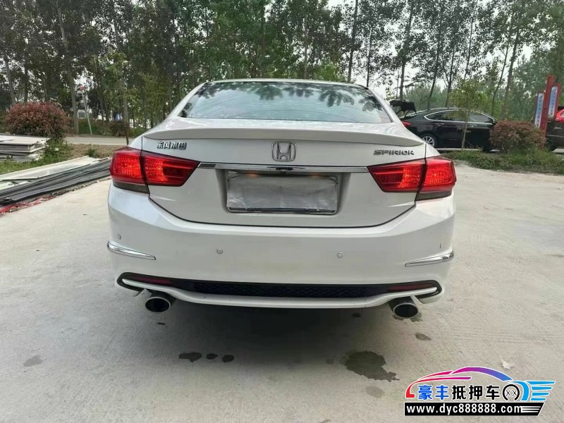 16年本田思铂睿轿车抵押车出售