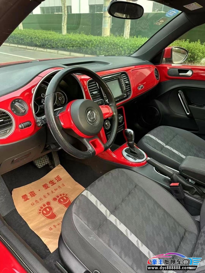 17年大众甲壳虫轿车抵押车出售