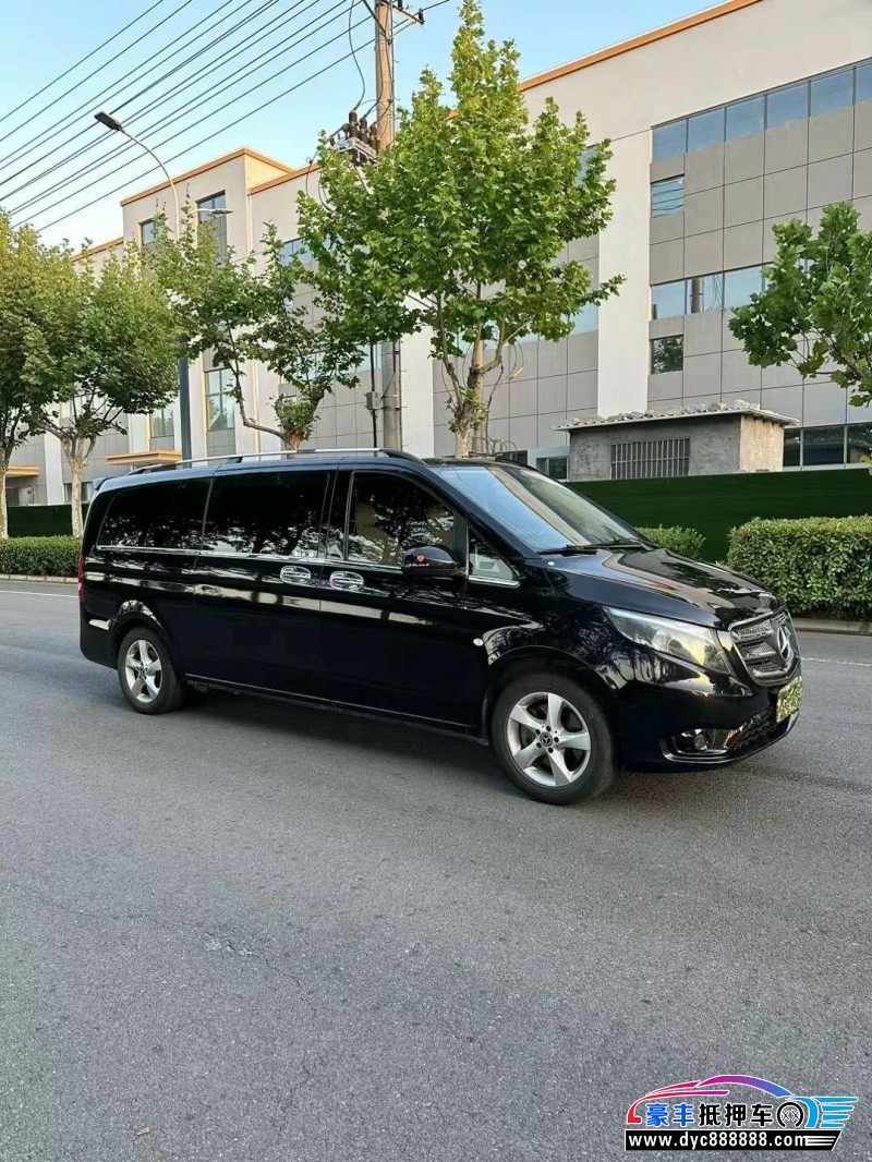 20年奔驰V轿车抵押车出售