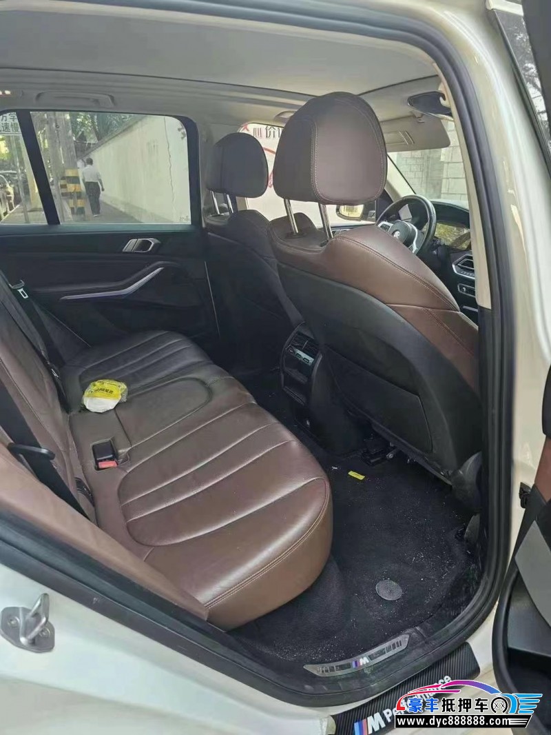 20年宝马X5轿车抵押车出售