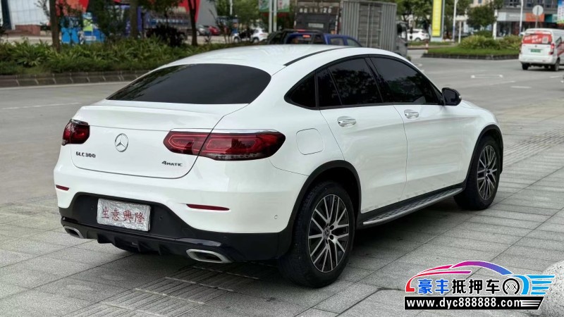 20年奔驰GLC轿车抵押车出售