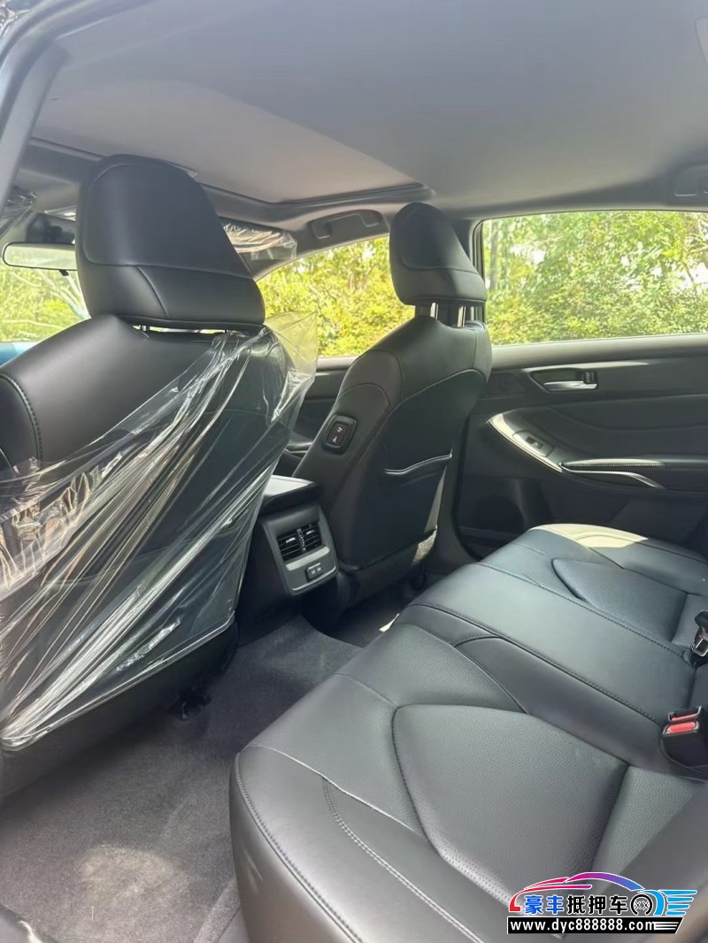 24年丰田亚洲龙轿车抵押车出售