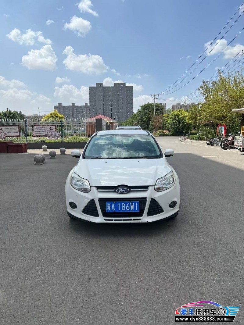 13年福特福克斯轿车抵押车出售