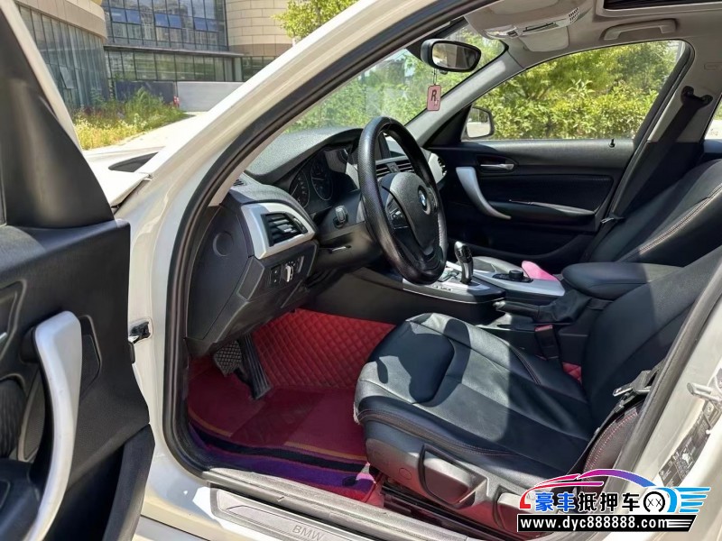 13年宝马1系轿车抵押车出售