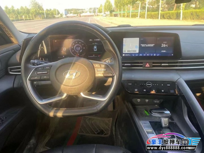 21年现代伊兰特轿车抵押车出售