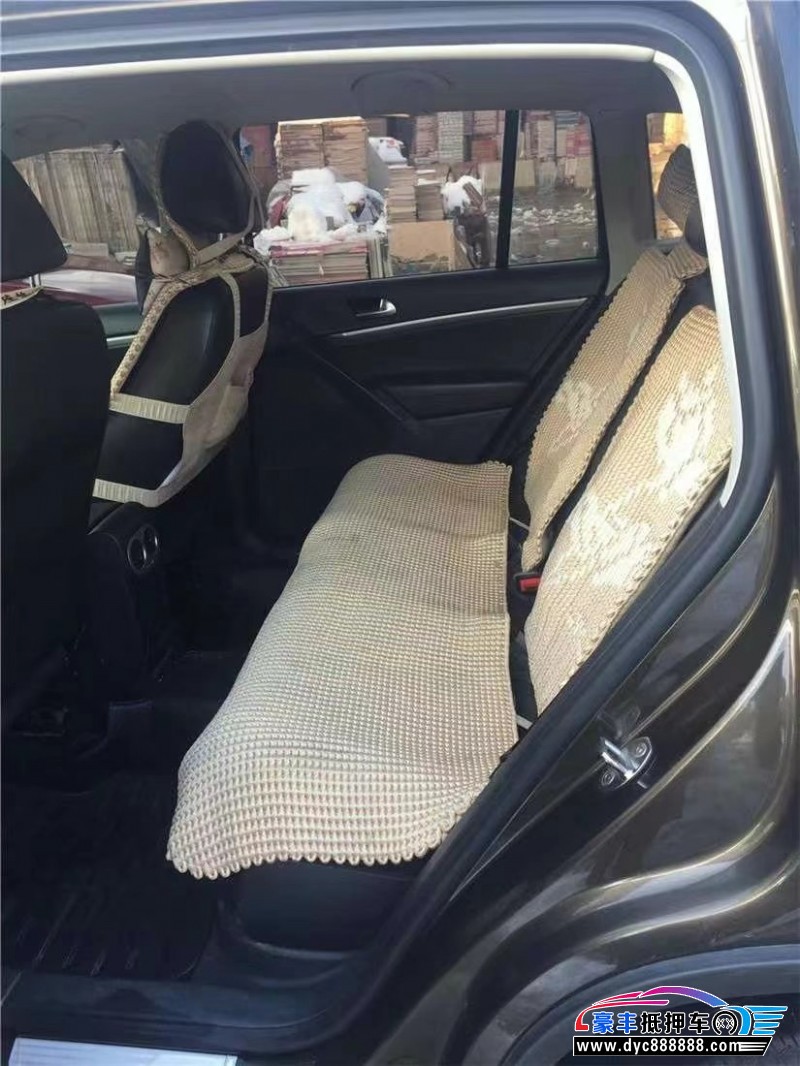 14年大众途观轿车抵押车出售