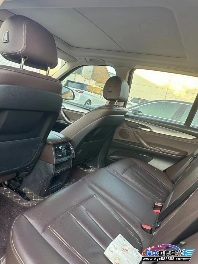 15年宝马X5轿车抵押车出售