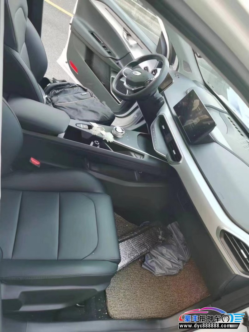 24年吉利几何轿车抵押车出售