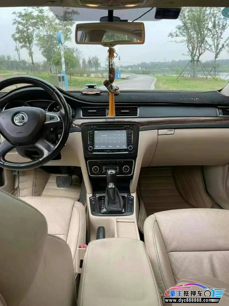 14年斯柯达昊锐轿车抵押车出售