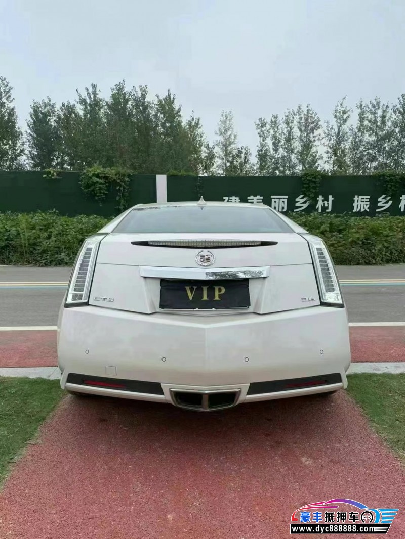 13年凯迪拉克CTS轿车抵押车出售