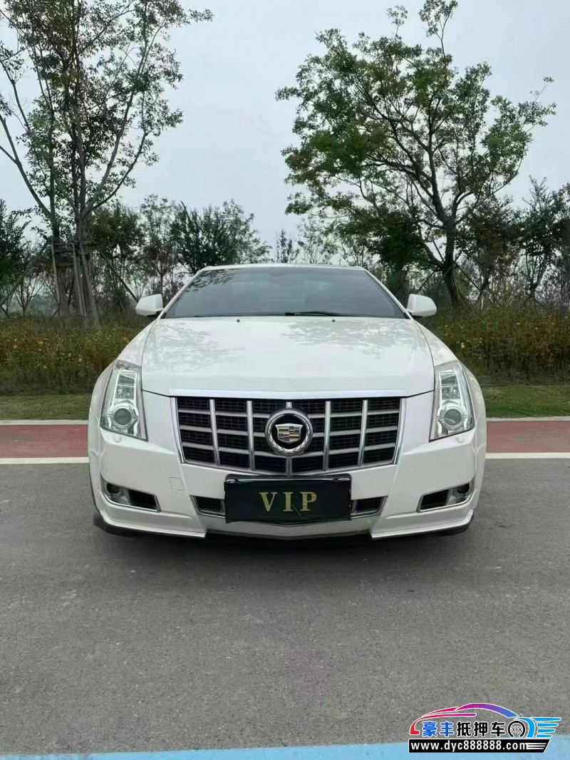 13年凯迪拉克CTS轿车抵押车出售