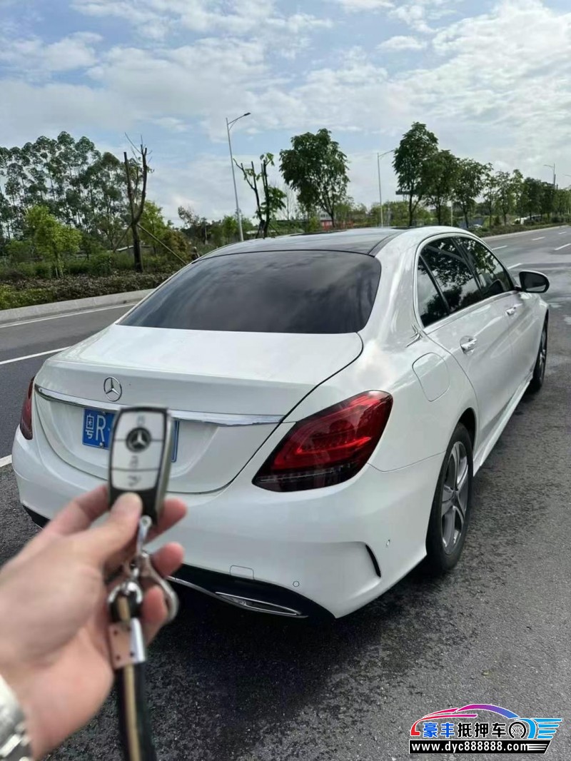 20年奔驰C轿车抵押车出售