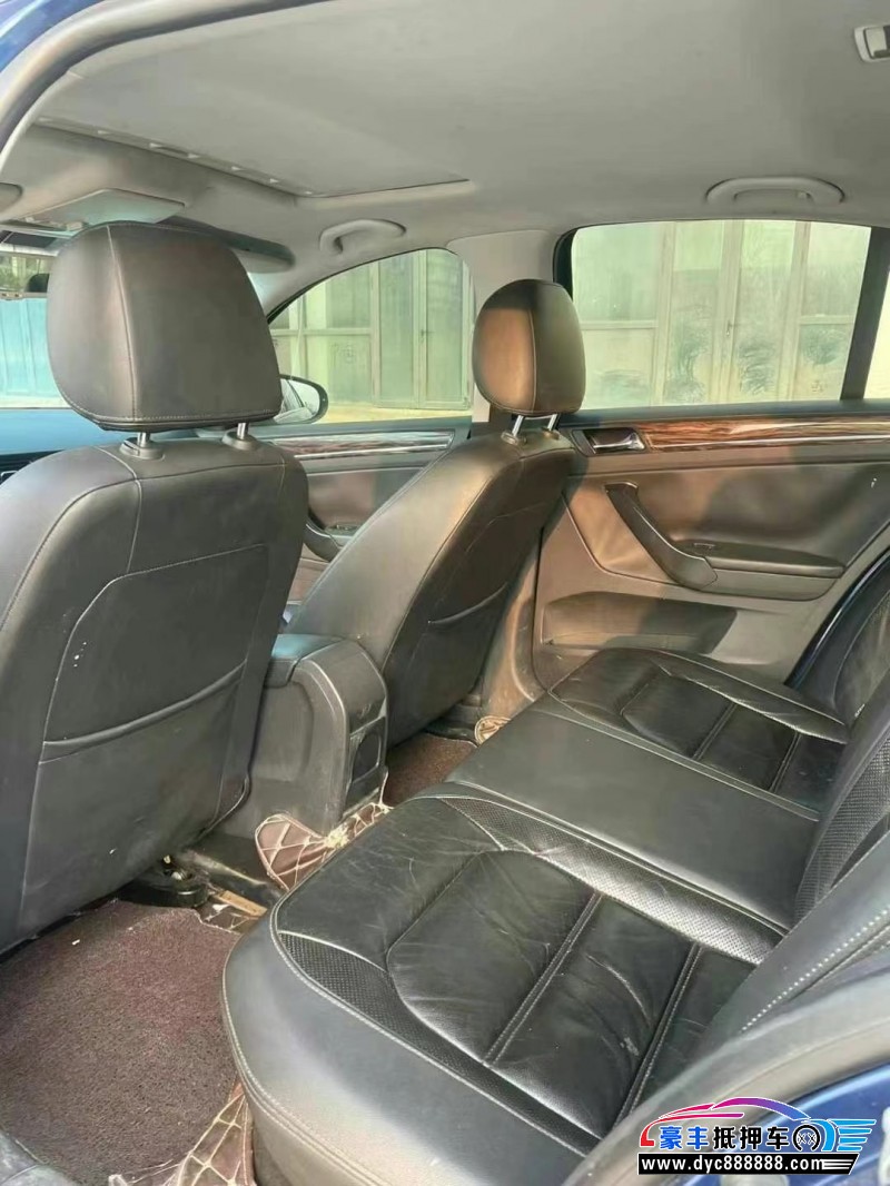 13年大众宝来轿车抵押车出售