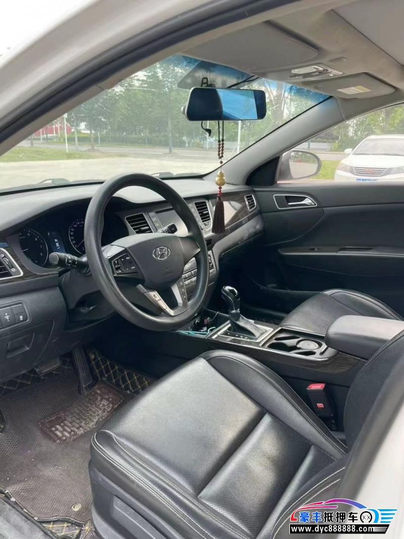 17年现代名图轿车抵押车出售