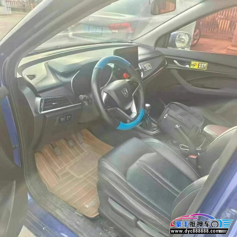 18年宝骏宝骏360轿车抵押车出售