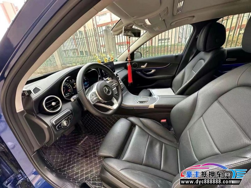 20年奔驰C轿车抵押车出售